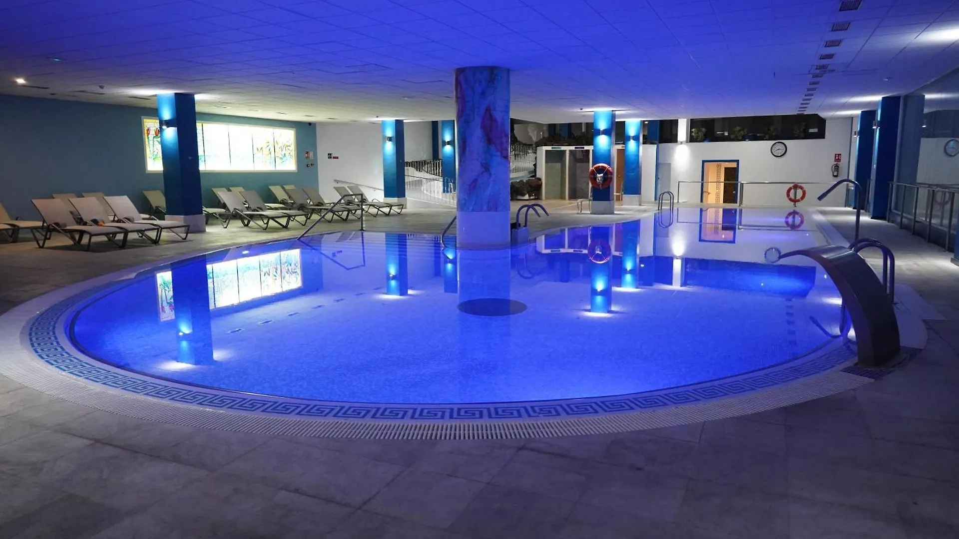 Rf La Quinta Park Suites Santa Úrsula 0*,  Spagna