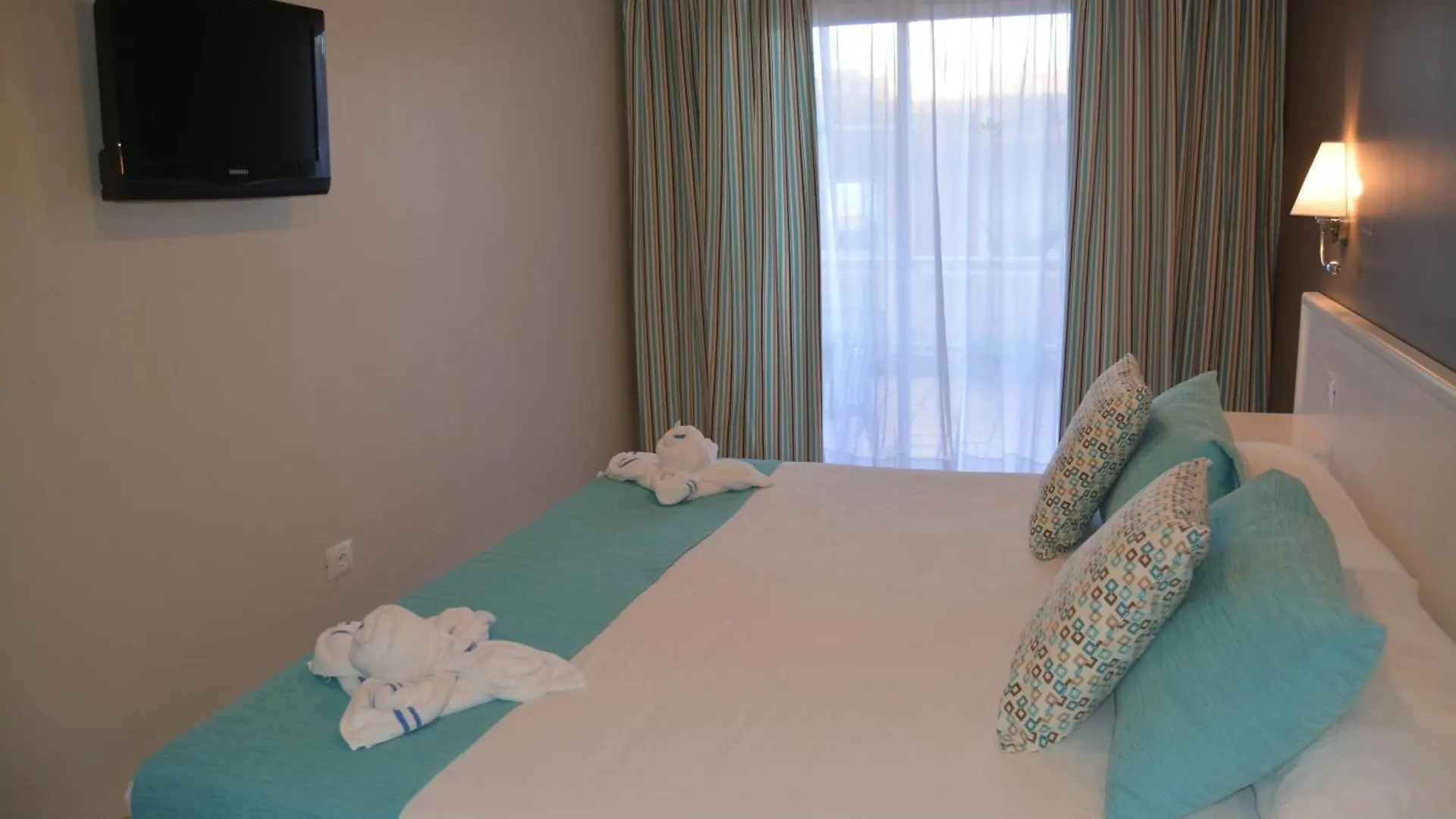Rf La Quinta Park Suites Santa Úrsula Appartamento